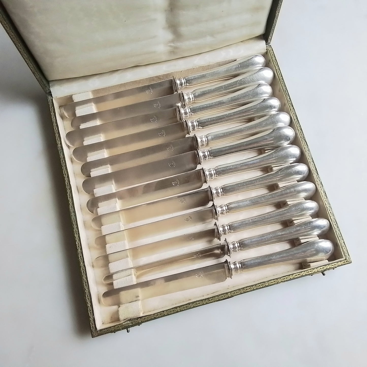Set of 12 Vintage French Silver-Plated Dinner Knives